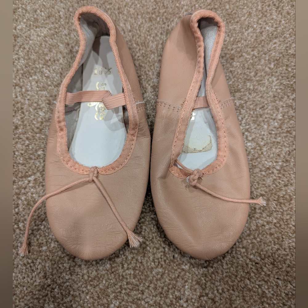 Little Girl Spotlights Slip On Pale Pink Ballet Slippers Size 10.5T